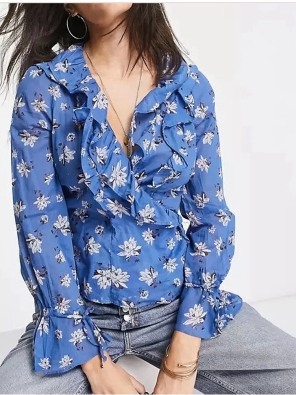 #681 Free People Amanda  Blue Floral Ruffle V-Neck Blouse - Picture 3 of 13
